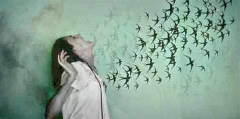 Перевод слова grief, американское и британское произношение, транскрипция, словосочетания great mortal grief — большое ужасное горе secret grief — тайная печаль plunged in grief. Beautiful Grief