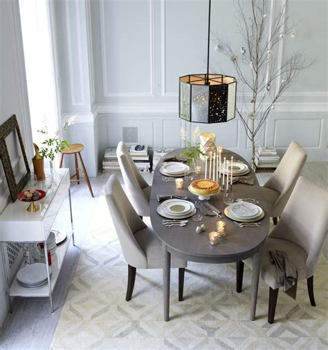This new classic dining table set comes with four matching solid wood dining chairs. West Elm winter 2013: The favorites | Grey dining tables, Dining table centerpiece, White dining ...