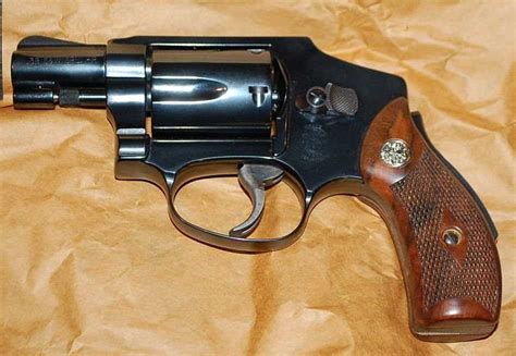 Smith And Wesson Model 40 1 Revolver