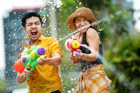 A Guide To The Thai Festival Of Songkran The Worlds Largest Water