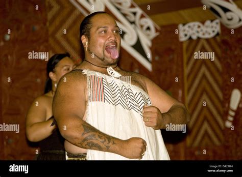 Maori Dance In Marae Hi Res Stock Photography And Images Alamy