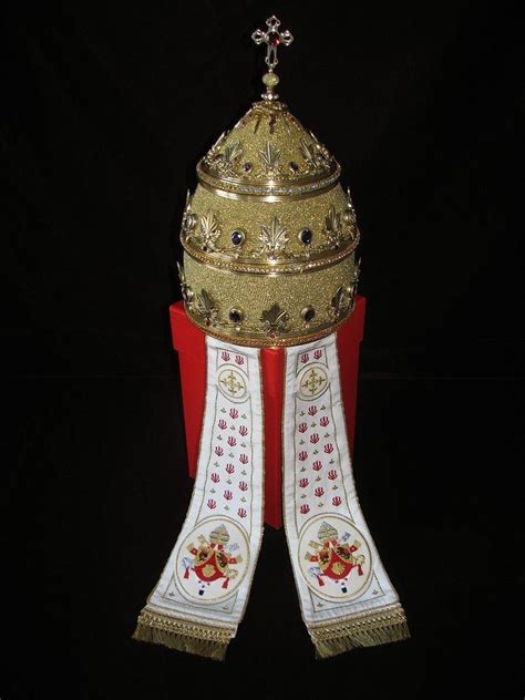 Tiara Of Pope Benedict Xvi Alchetron The Free Social Encyclopedia