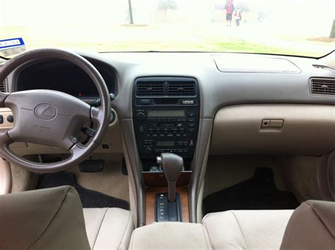 Which used 1999 lexus es 300s are available in my area? 1999 Lexus ES 300 - Interior Pictures - CarGurus