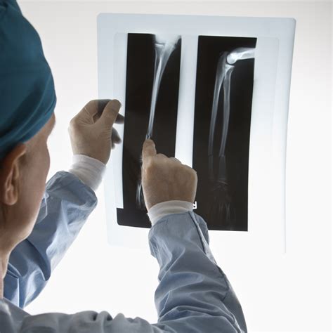 Selecting The Right Orthopedic Surgeon For Your Case Elite Medical