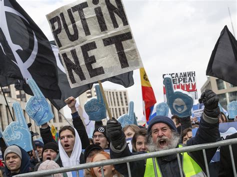 Russians Fearing Internet Isolation Protest Government Plan Ktep