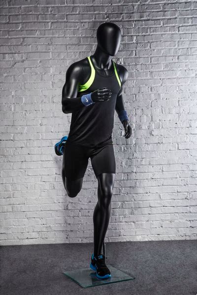 Otis Athletic Matte Black Male Running Mannequin Mm Pb5bk02