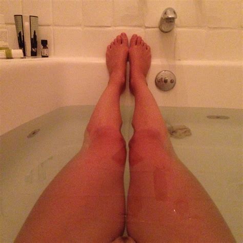 Naked Yvonne Strahovski In Icloud Leak Scandal