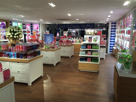 Q1 is now a good time to start a #handmade bath+body and cosmetics business? Bath & Body Works Announces Store Opening in Thailand, Bangkok | Valiram Group