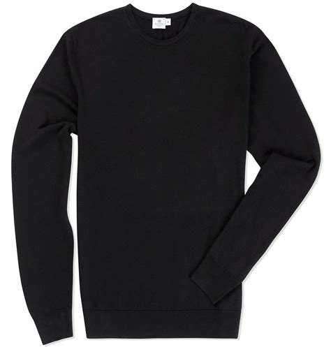 Get A Trendy Look With Black Jumper