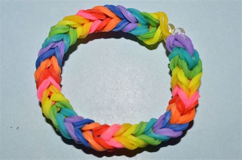 Natural rubber comes from the sap of t many rubber bands are made from natural rubber that has been processed, while others. How to Make a Triple Fishtail Rubber Band Bracelet - Steps ...