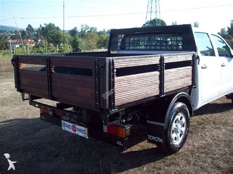 Used Toyota Hilux Flatbed Van 25 D 4d 4x4 N°1467469