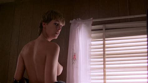 Nude Video Celebs Jamie Lee Curtis Nude Jennifer Jason Leigh Sexy Grandview U S A 1984