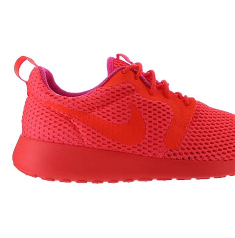 Nike Womens Nike Roshe One Hyperfuse Breathe Total Crimson Pink Blast