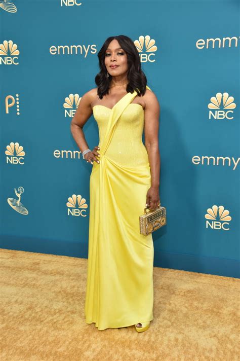 Angela Bassett 64 Stuns In Yellow Sequin Gown On Emmys Red Carpet