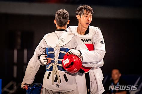와들와들 역대 올림픽 마스코트와 한중일.jpg. 장준, 지바 월드태권도 그랑프리 우승… 올림픽랭킹 1위 - 조선 ...