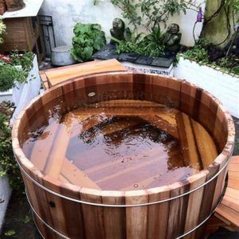 A leaky hot tub filled with a dark tea and an unwieldy cover wasn't what i had planned to build. 43 Wonderful Outdoor Hot Tub Cover Design Ideas That You ...