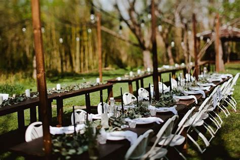 From rustic to modern wedding reception spaces with gorgeous gardens and rolling countryside. Oklahoma Barn Wedding Venue: The Stone Barn