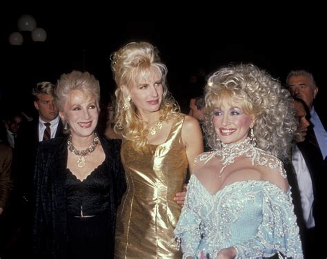 Steel Magnolias Were Dolly Parton And Olympia Dukakis Friends In