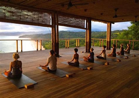 6 Yoga And Wellness Retreats To Relax And Renew In Fall 2018 The Good
