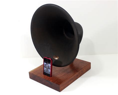 Ihorn Iphone Acoustic Speaker Horn Vintage Radio Look Old Time