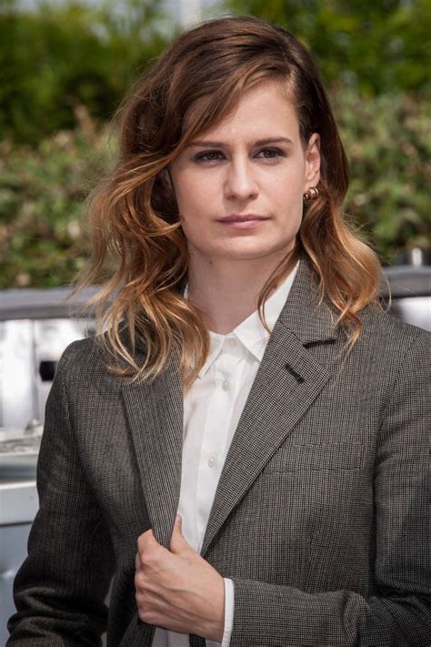 That demand is still there, and the fan club has gone from strength to strength. Christine and the Queens (avec images) | Pop française ...