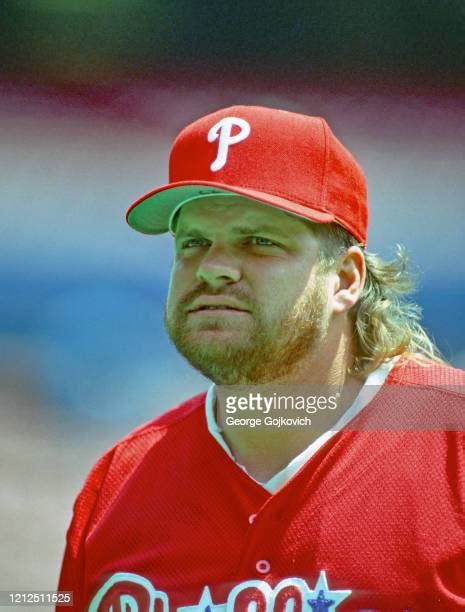 John Kruk Phillies Photos And Premium High Res Pictures Getty Images