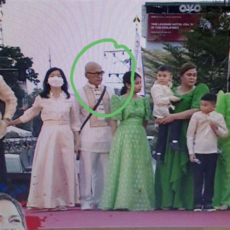 Raissa Robles On Twitter Does Anyone Know Who This Man Is Encircled In Green