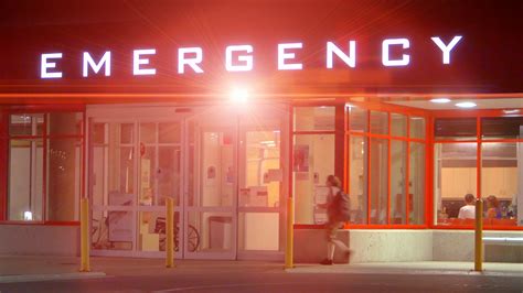 Emergency Room Hospital Entrance Sign Red Light Ambulance Er Medical Building Stock Footage