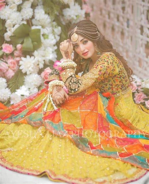 Nawal Saeed Exudes Elegance In Her Latest Fashion Shoot Reviewitpk