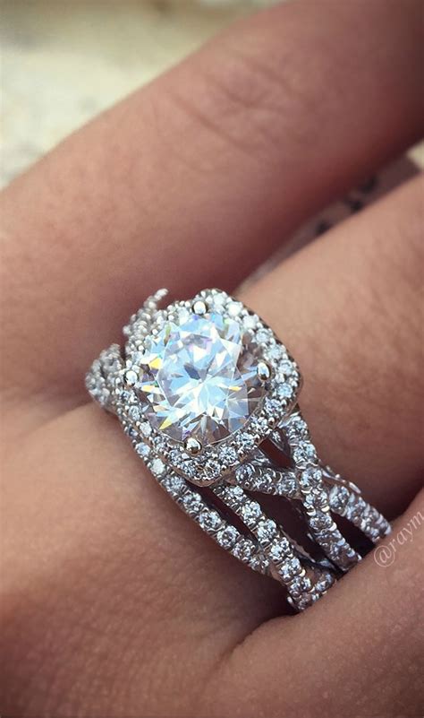 Resizing a ring to make it smaller similarly, to make your ring smaller, a jeweler will snip the ring's shank and cut out a small piece from the band. 50 Sparkly Engagement Rings That'll Make You Swoon | Best engagement rings, Beautiful engagement ...