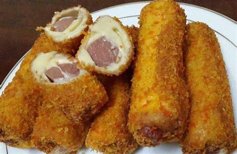 Untuk membuat kue ini, setidaknya dibutuhkan beberapa jenis keju. Resepi Roti Sosej Roll Berkeju - Resepi Bonda