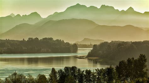 Fraser River East Of Vancouver With The Golden Ears Mountains Bing