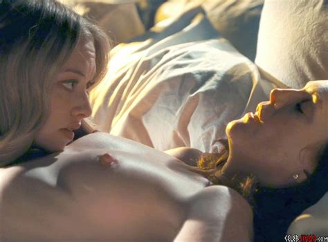 Amanda Seyfried Nude Scenes From Chloe Enhanced In K OnlyFans Leaked Nudes
