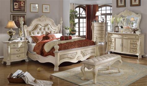 Ein komplettes antikes schlafzimmer im barocken stil steht zum verkauf. Meridian Monaco Antikes Schlafzimmer Sets x #Schlafzimmer ...