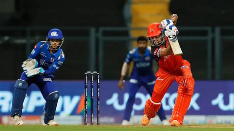 Ipl 2022 Match 65 Sunrisers Hyderabad Stay In Playoff Race With