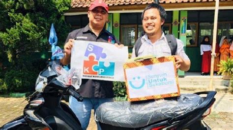 Seorang guru honorer bernama fitryaningsih berasal kabupaten tolitoli. Fakta Sebenarnya Guru Honorer Viral Dapat Hadiah Motor ...