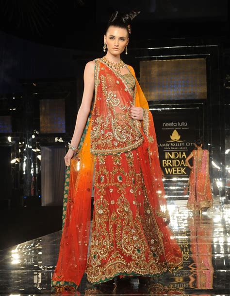 Intricately Detailed Red Bridal Lehenga Neeta Lulla Bridal Lehenga Red Indian Couture Asian