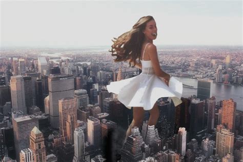 Giantess Tramples New York Old By Dochamps On Deviantart