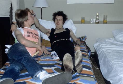 Sid Vicious The Life And Death Of A Troubled Punk Rock Icon