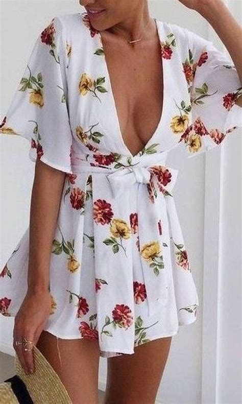 Cute Girly Fashion Outfits Ideas For Summer34 Classy Summer Outfits