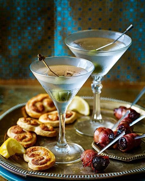 16 Best Classic Cocktails Of All Time Delicious Magazine