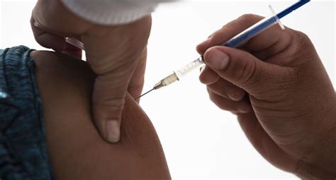 Janssen ha recomendado conservar las vacunas de cada país y no utilizarlas hasta que el comité de seguridad de la ema (prac) emita sus recomendaciones sobre ella. Vacuna coronavirus | Colombia adquirió nueve millones de vacunas contra el COVID-19 de Johnson ...