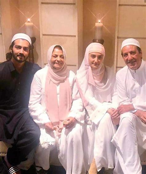 Beautiful Pictures Of Javed Sheikh With His Wife Zinat Mangi Showbiz