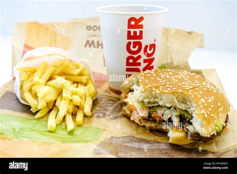 Burger King Whopper Essen Stockfotografie Alamy