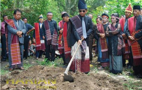 Tradisi Ini Cuma Bisa Kamu Temukan Di Sumatera Utara Harian Terkini