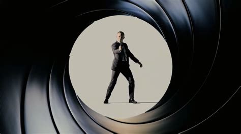 Image Skyfall Gun Barrel James Bond Wiki Fandom Powered By