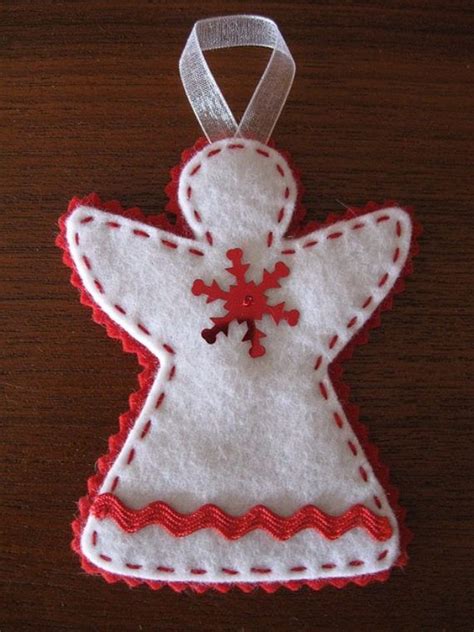 Discover 39 Cute Homemade Felt Christmas Ornament Crafts To Trim The