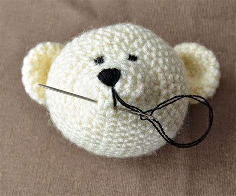 This technique works for any size or shape of amigurumi, but i. Hand Embroidery: a Personal Touch to Amigurumi | LillaBjörn's Crochet World