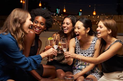 Mujeres Y Alcohol Las Nuevas Reinas De Copas Lifestyle El Mundo