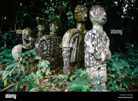 Osogbo Nigeria Osun Osogbo Sacred Grove Regarded As The Goddess Osun Abode Sculptures And